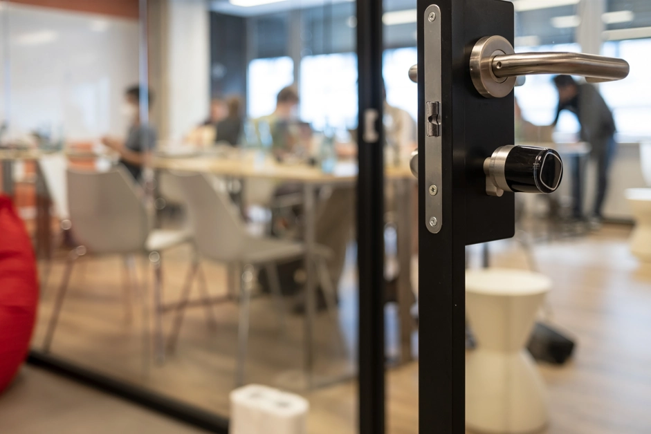 Right Lock System for Your Office